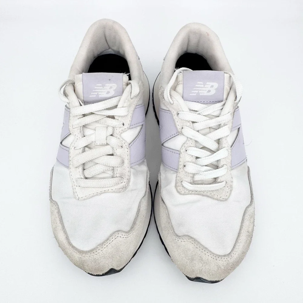 New Balance 327 Girl Sneaker Shoe‎ Size 5 'White Moonbeam & December Sky' Preppy
